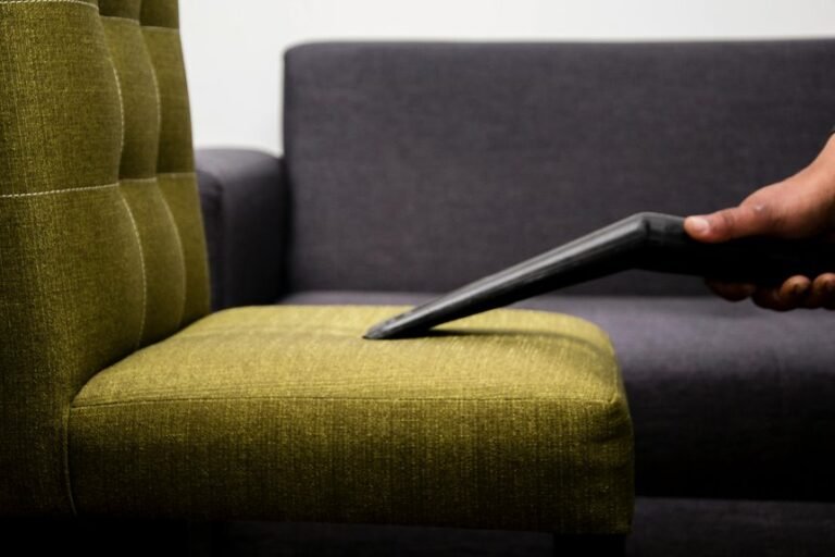 upholstery cleaning with vacuum