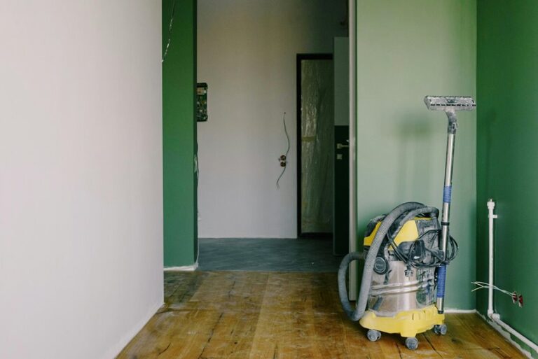 vacuum cleaner replacement signs